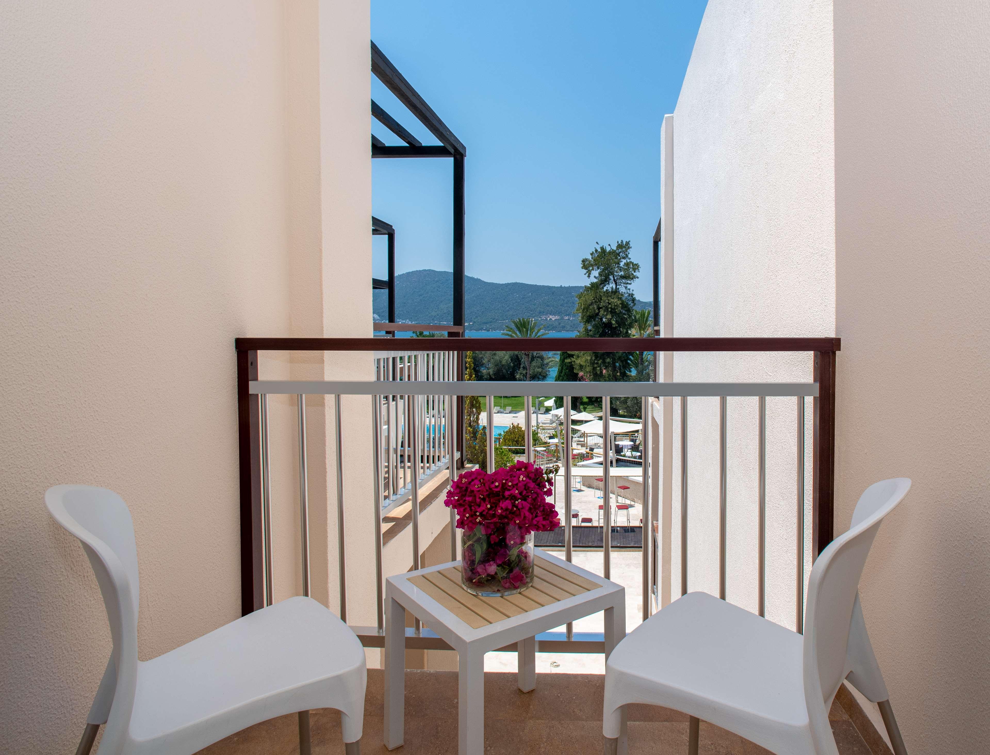 Doubletree by Hilton Bodrum Isıl Club Resort Torba Dış mekan fotoğraf