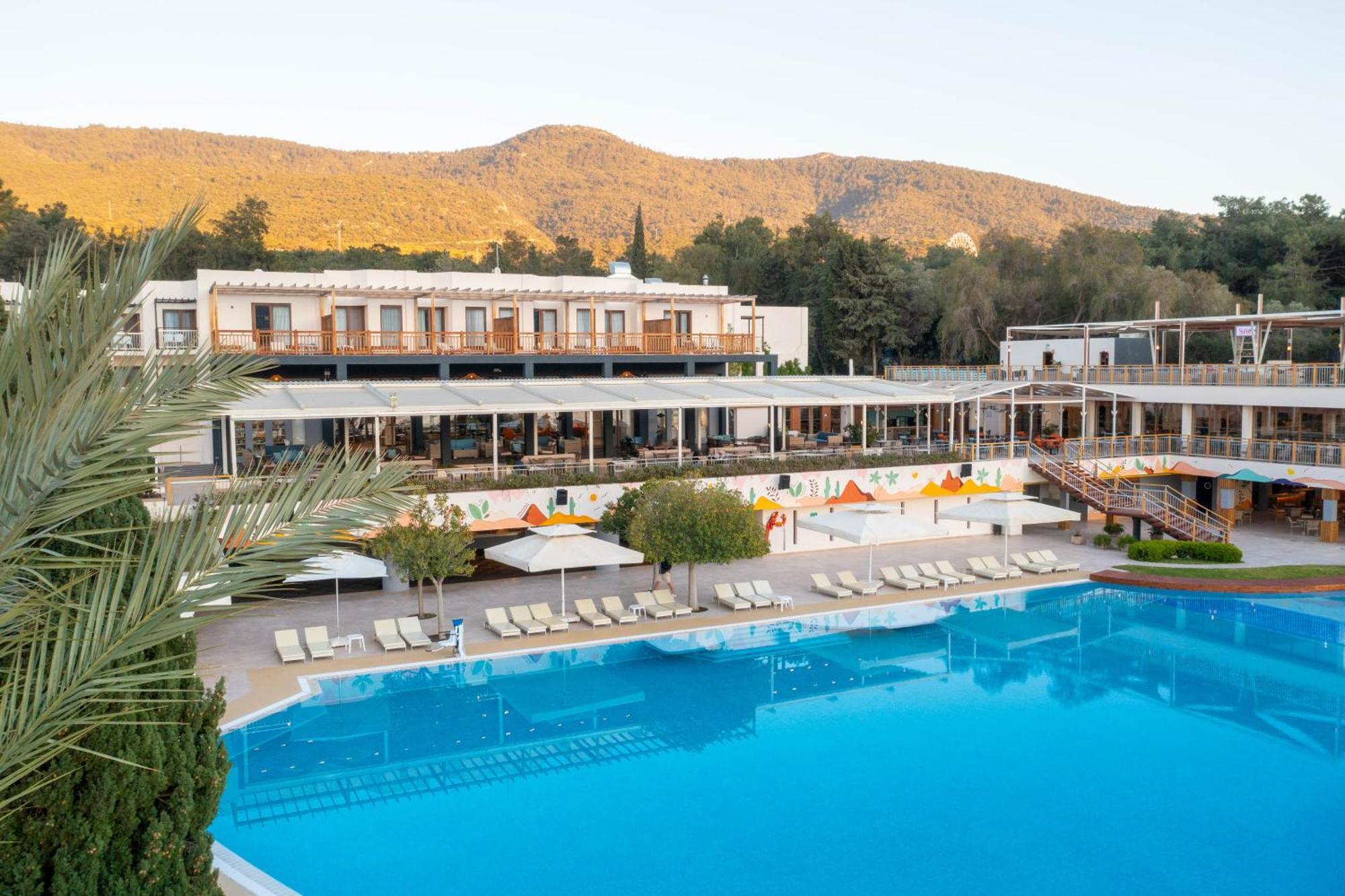 Doubletree by Hilton Bodrum Isıl Club Resort Torba Dış mekan fotoğraf